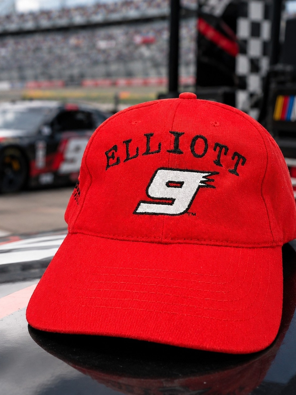Bill Elliott #9 Evernham Motorsports NASCAR Red Racing Hat NWT